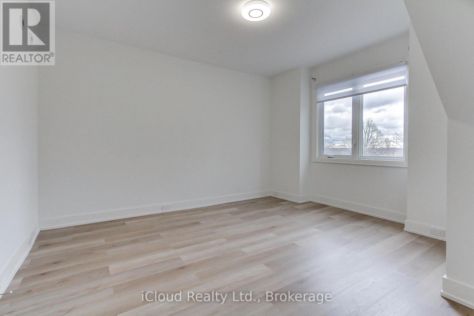 12 - 263 Barrie Street, Bradford West Gwillimbury, ON - Indoor Photo Showing Other Room