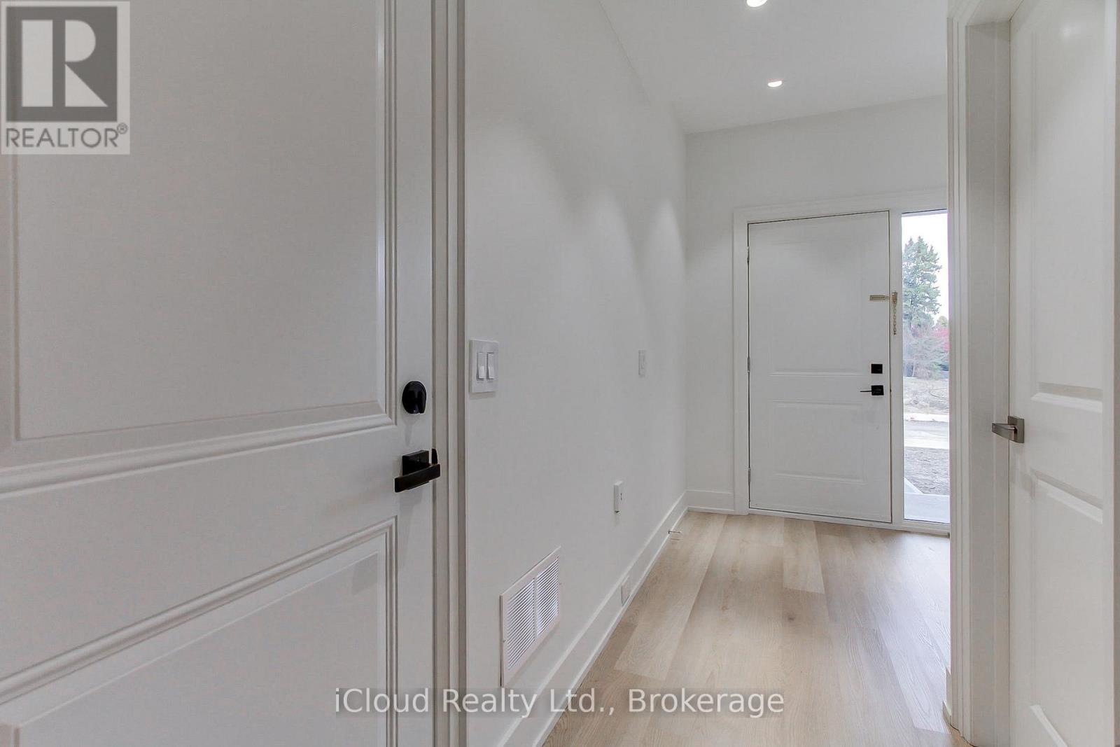 12 - 263 Barrie Street, Bradford West Gwillimbury, ON - Indoor Photo Showing Other Room