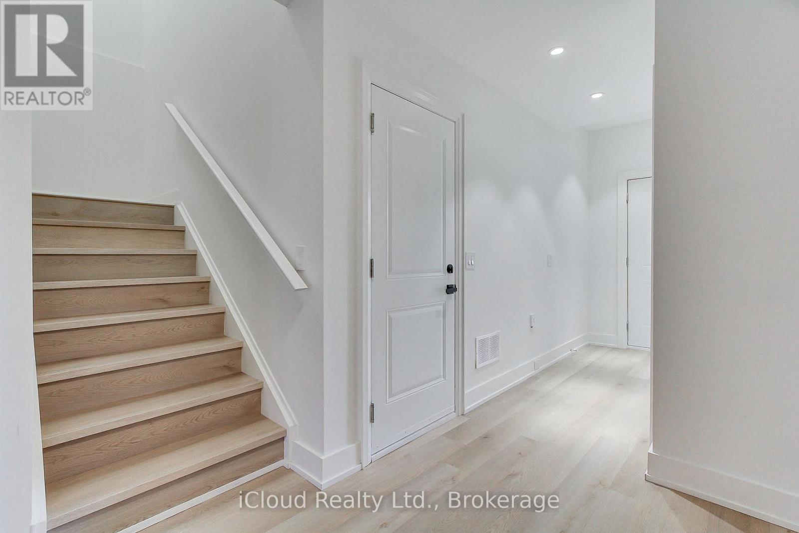 12 - 263 Barrie Street, Bradford West Gwillimbury, ON - Indoor Photo Showing Other Room