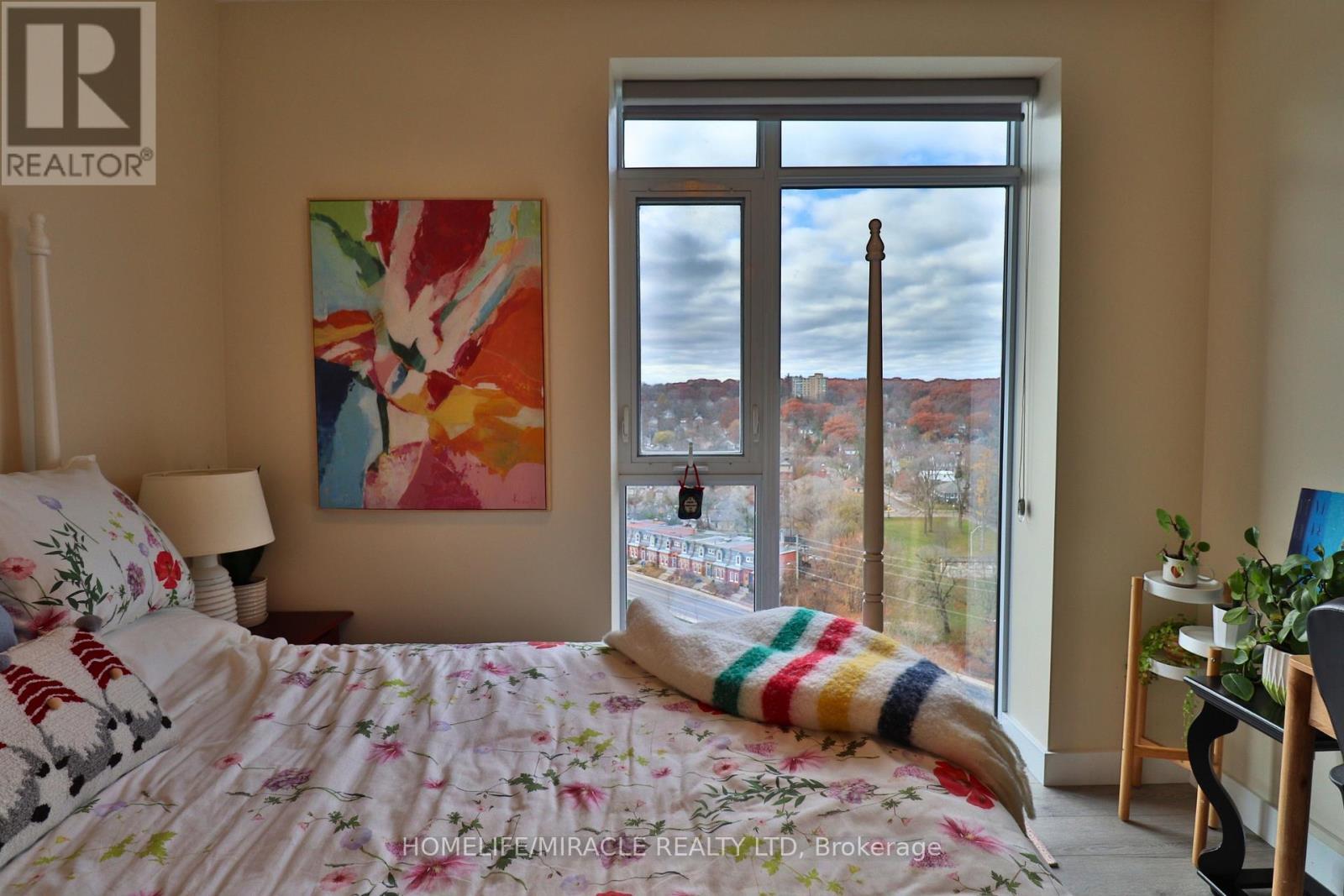 1502 - 15 Glebe Street, Cambridge, ON - Indoor Photo Showing Bedroom