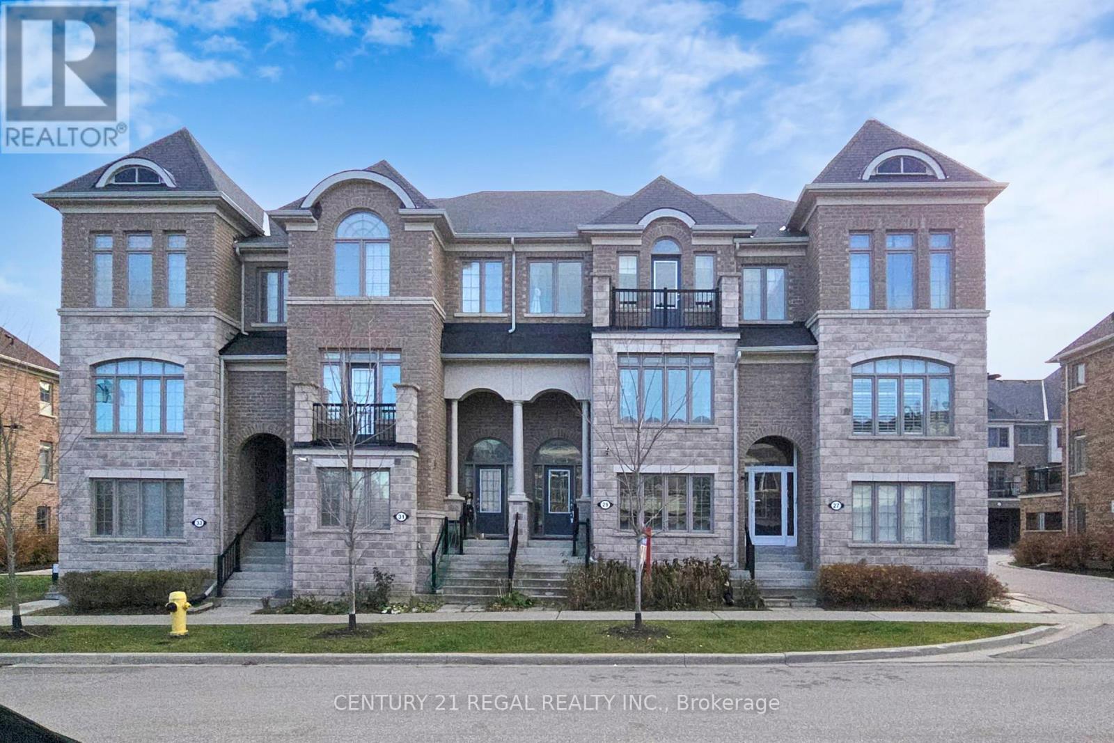 29 Rougeview Park Crescent, Markham, ON - Outdoor With Balcony With Facade