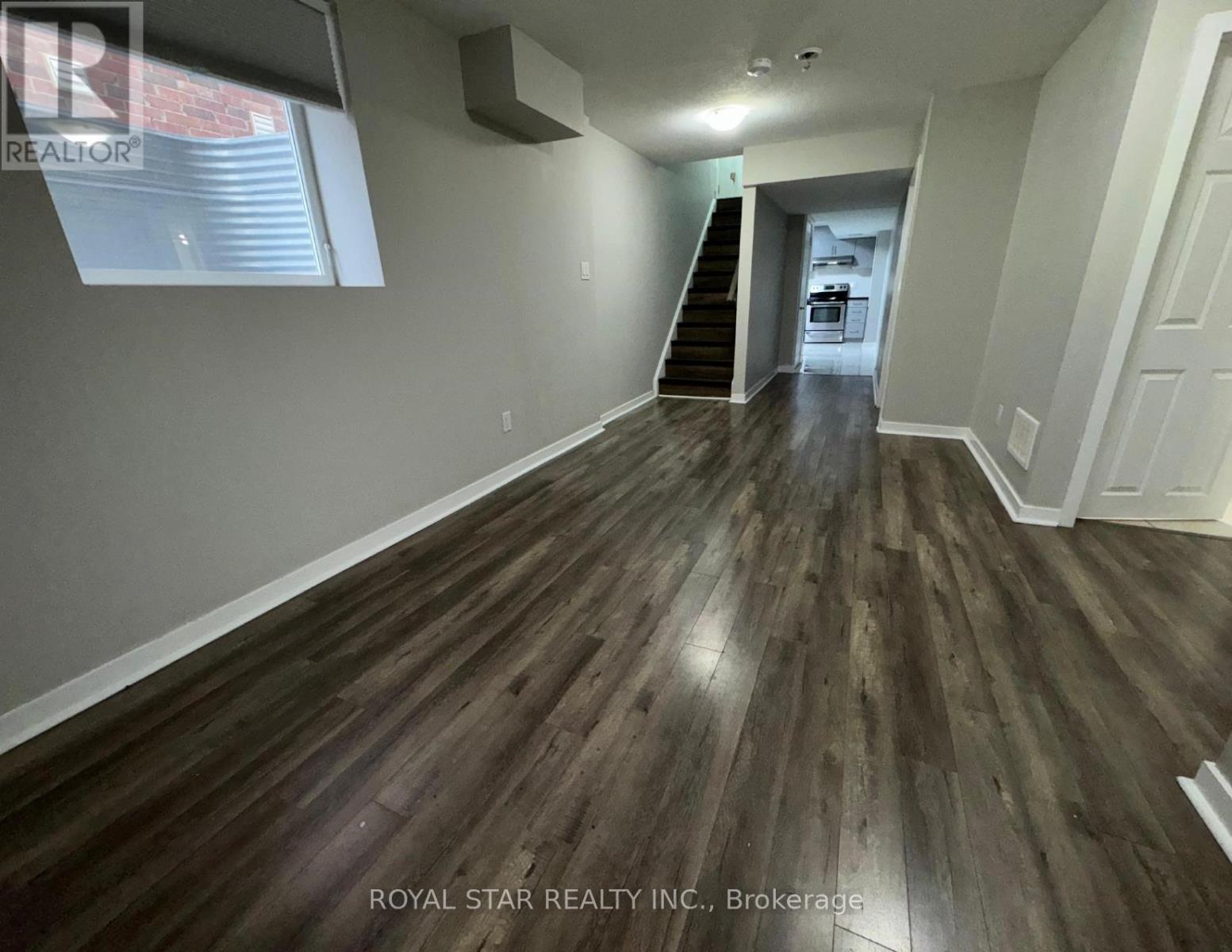 Bsmt - 32 Golden Springs Drive, Brampton, ON - Indoor Photo Showing Other Room