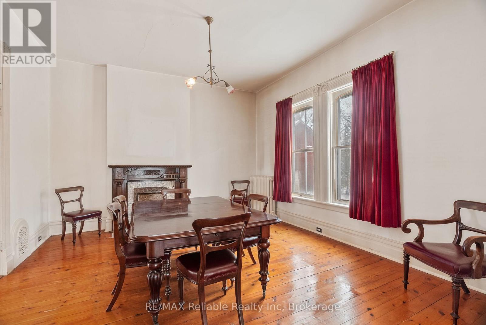 101 Centre Street, Huron East (Seaforth), ON - Indoor Photo Showing Dining Room