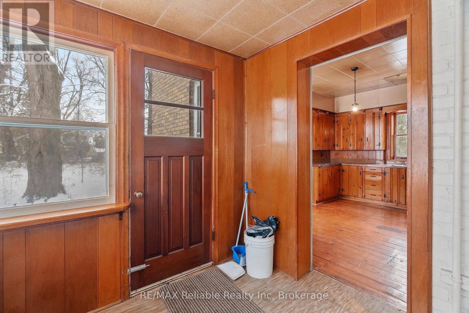 101 Centre Street, Huron East (Seaforth), ON - Indoor Photo Showing Other Room