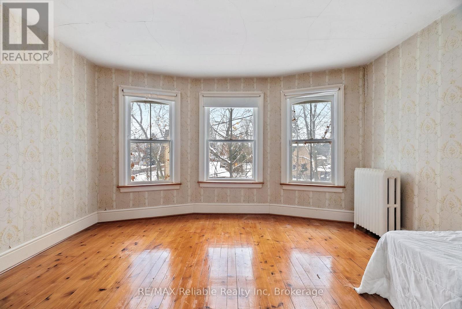 101 Centre Street, Huron East (Seaforth), ON - Indoor