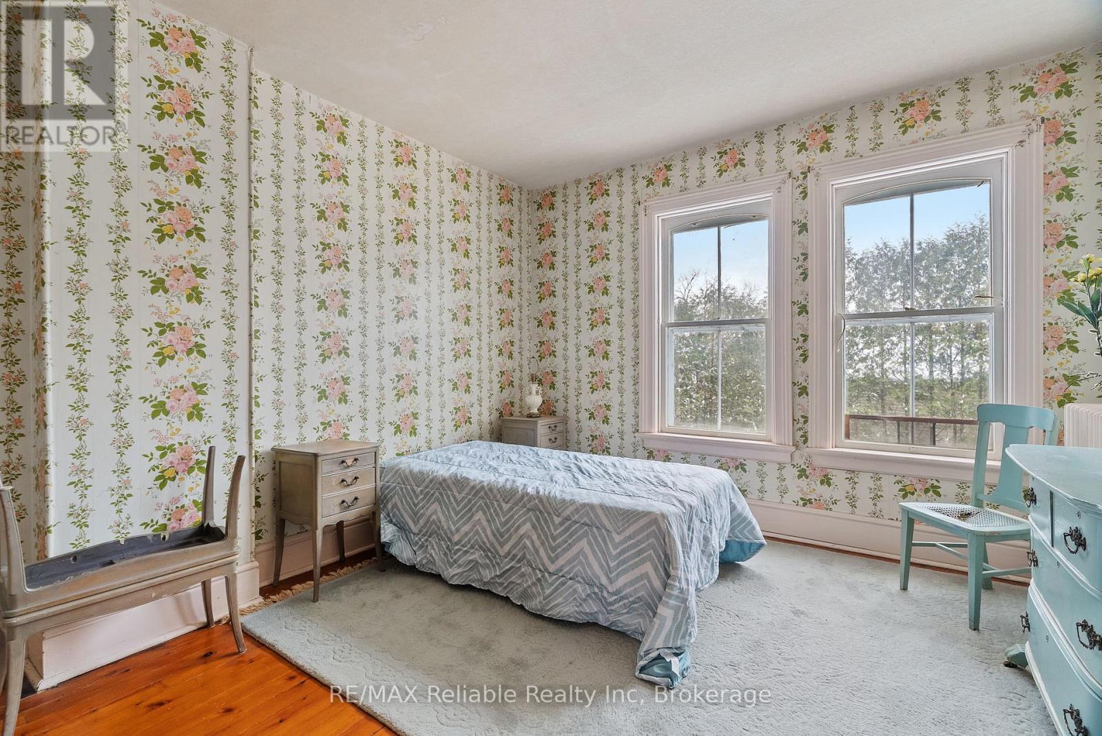 101 Centre Street, Huron East (Seaforth), ON - Indoor Photo Showing Bedroom
