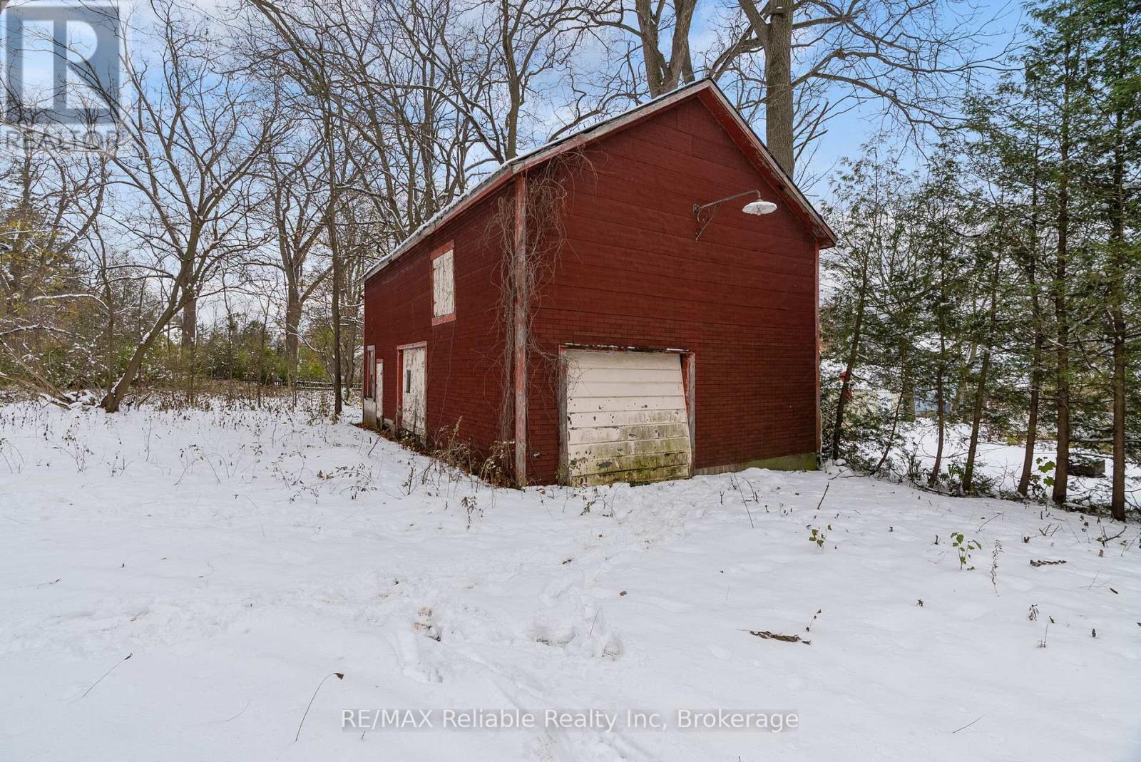 101 Centre Street, Huron East (Seaforth), ON - Outdoor