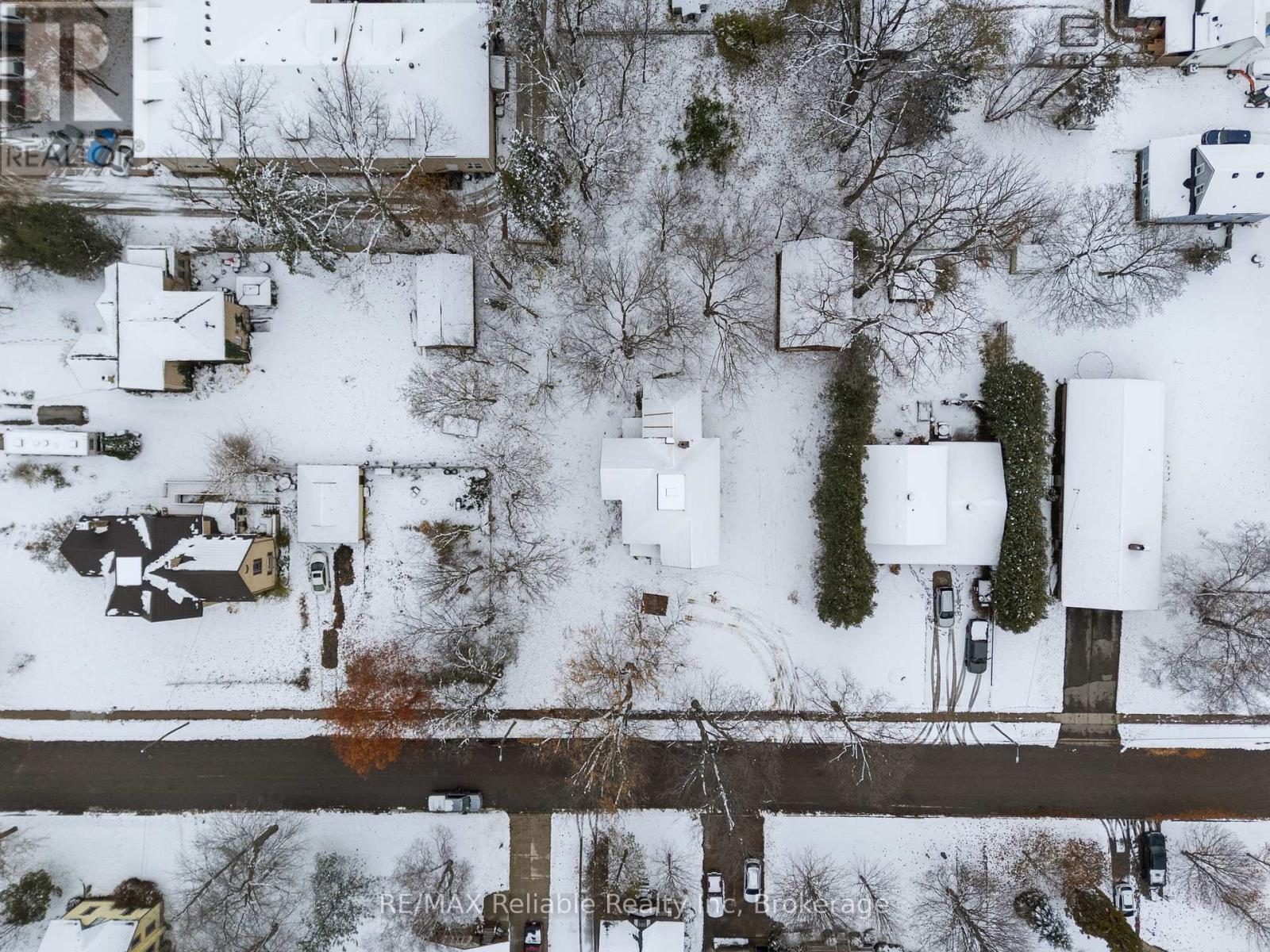 101 Centre Street, Huron East (Seaforth), ON - Outdoor