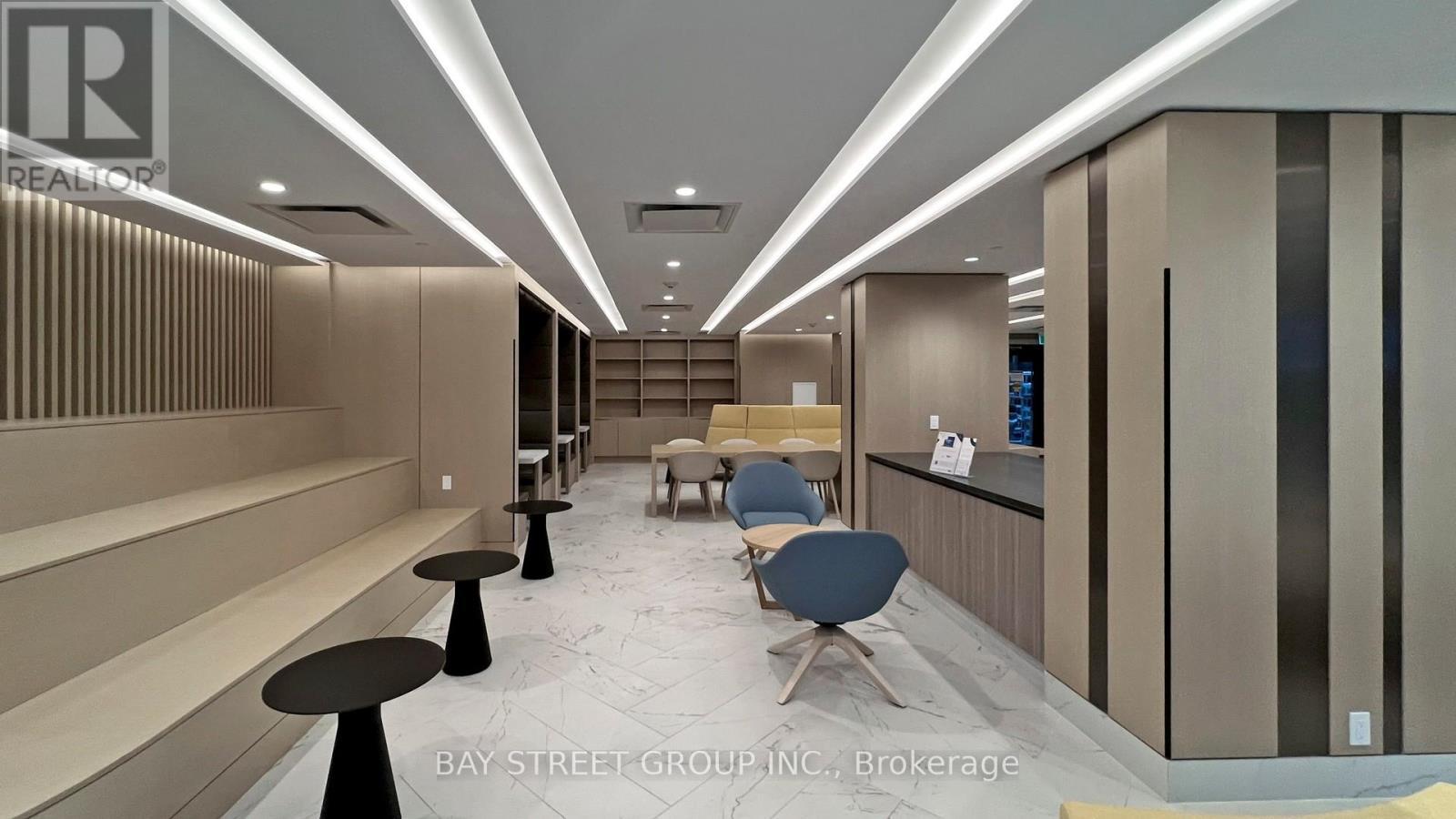 2110 - 38 Widmer Street, Toronto, ON - Indoor Photo Showing Other Room