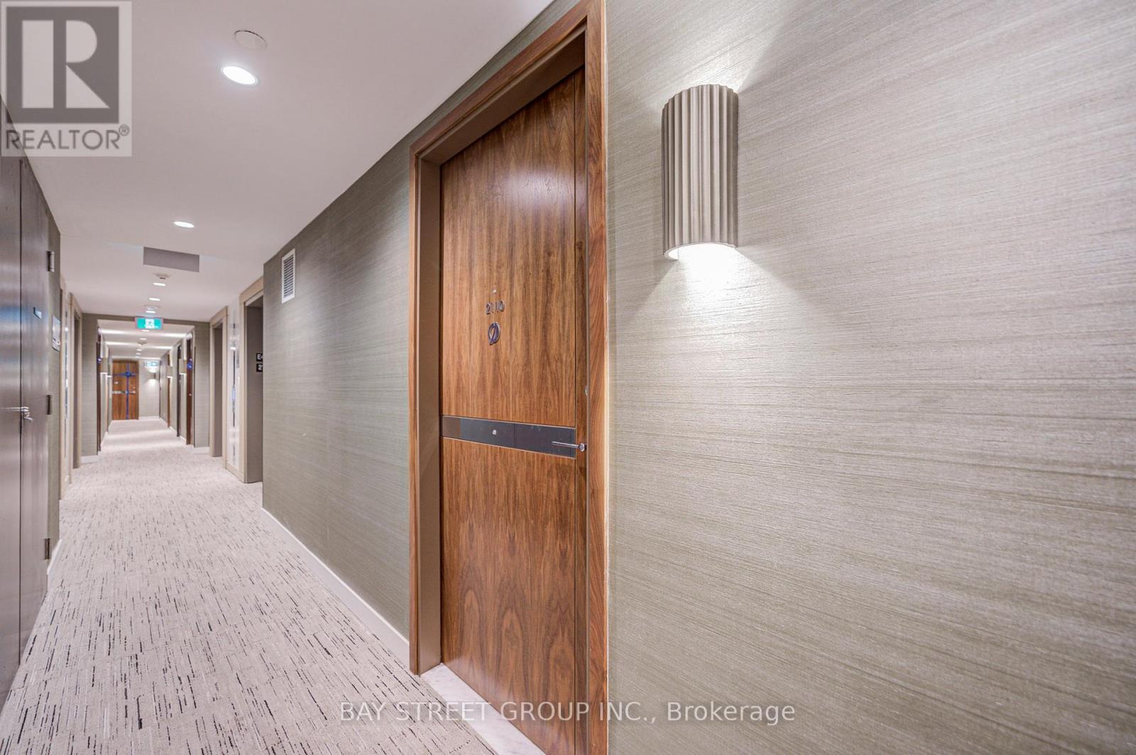 2110 - 38 Widmer Street, Toronto, ON - Indoor Photo Showing Other Room