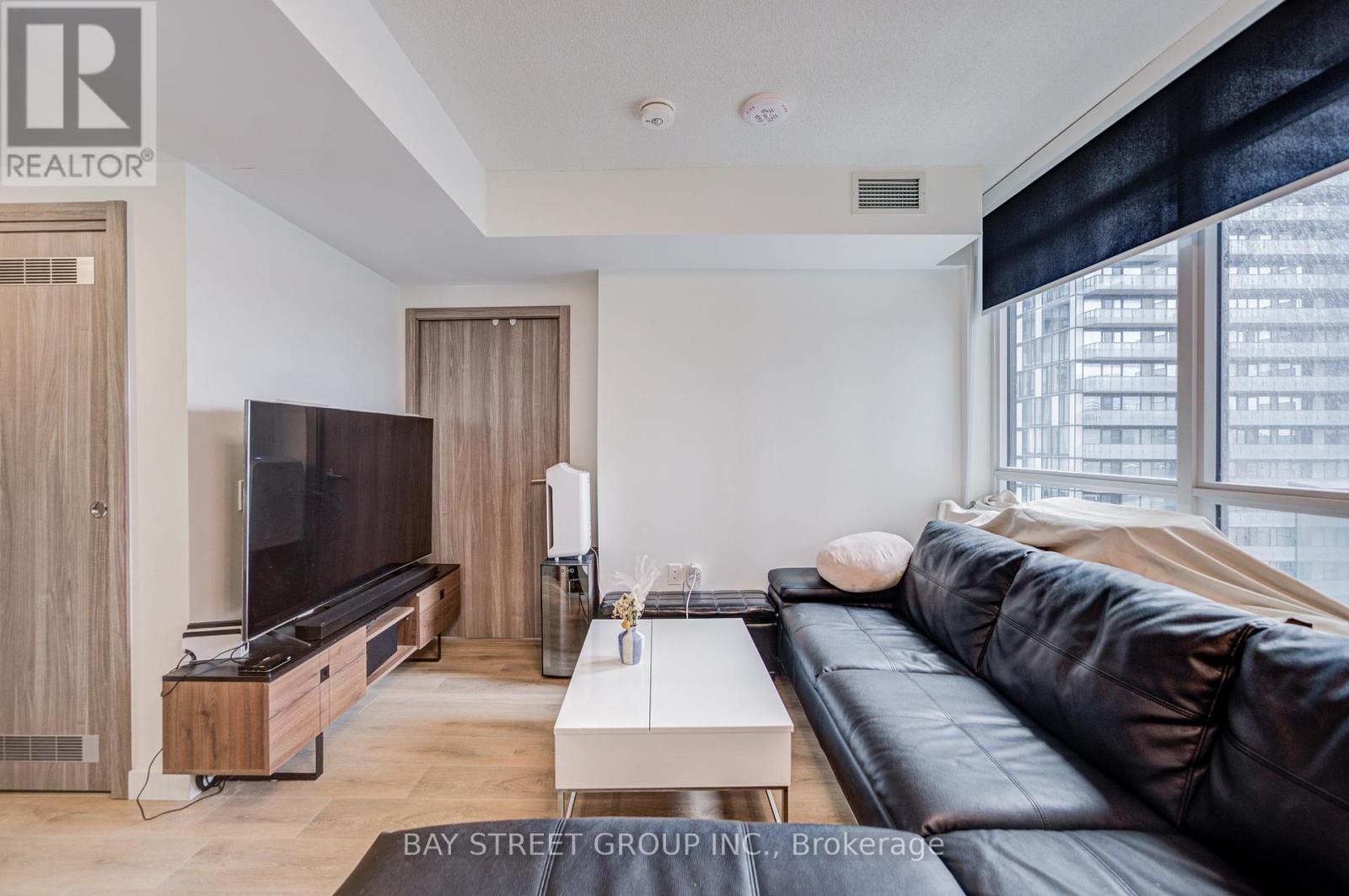 2110 - 38 Widmer Street, Toronto, ON - Indoor