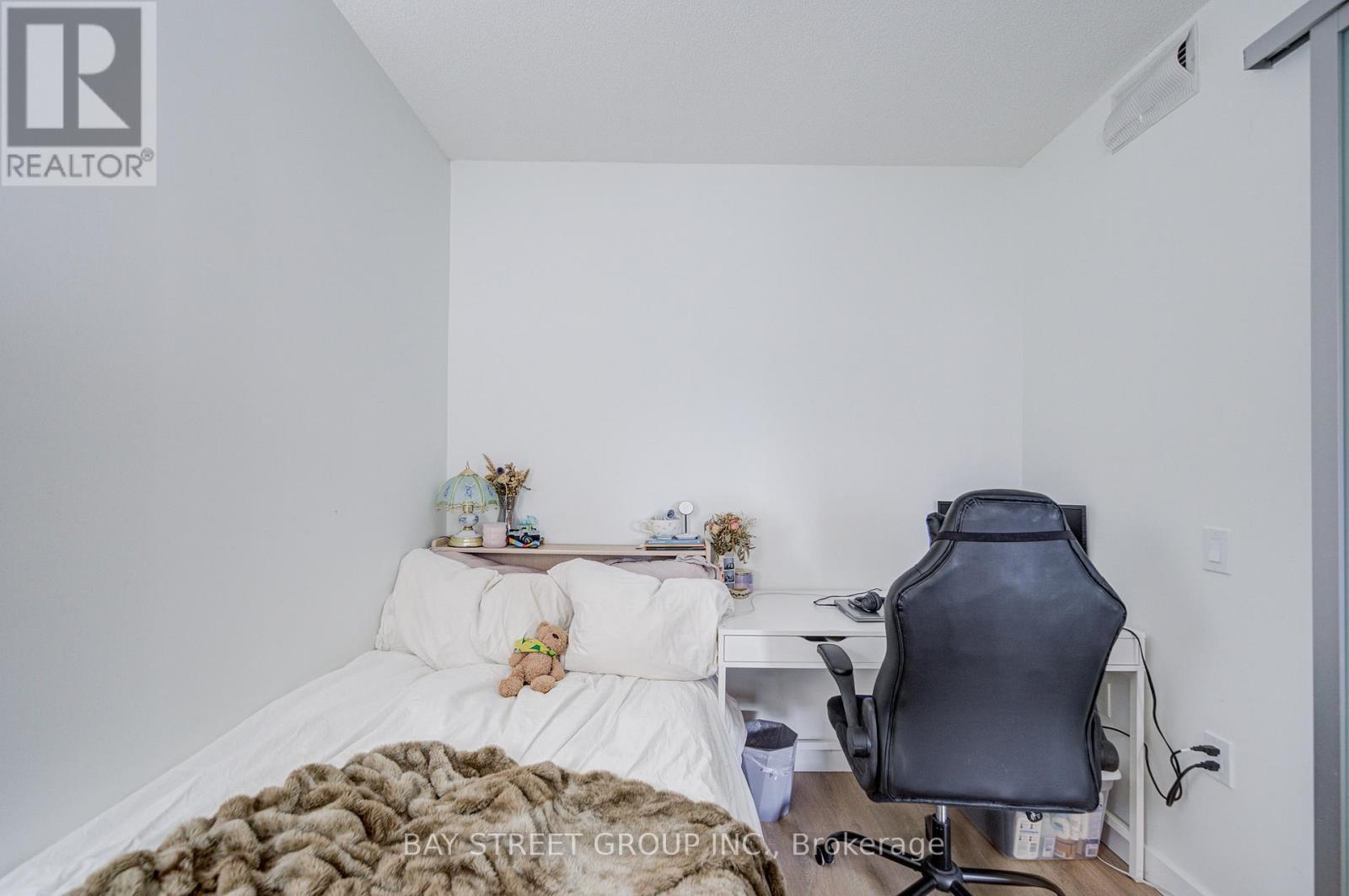 2110 - 38 Widmer Street, Toronto, ON - Indoor