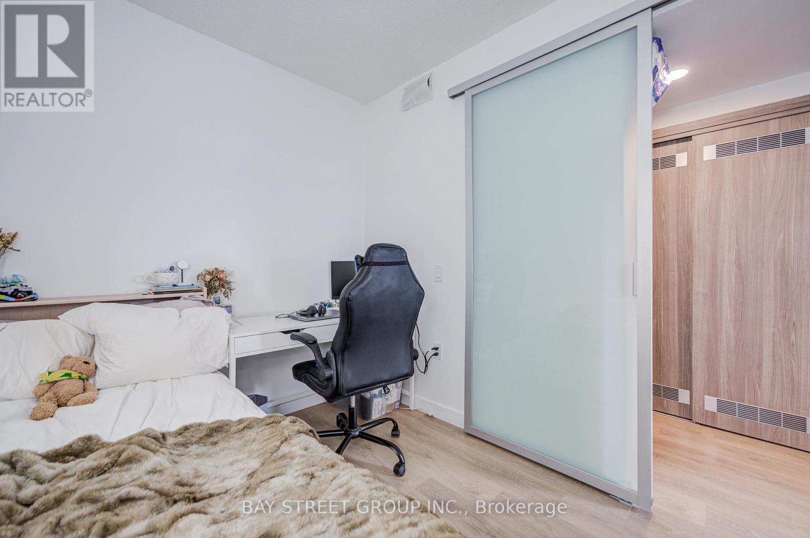 2110 - 38 Widmer Street, Toronto, ON - Indoor