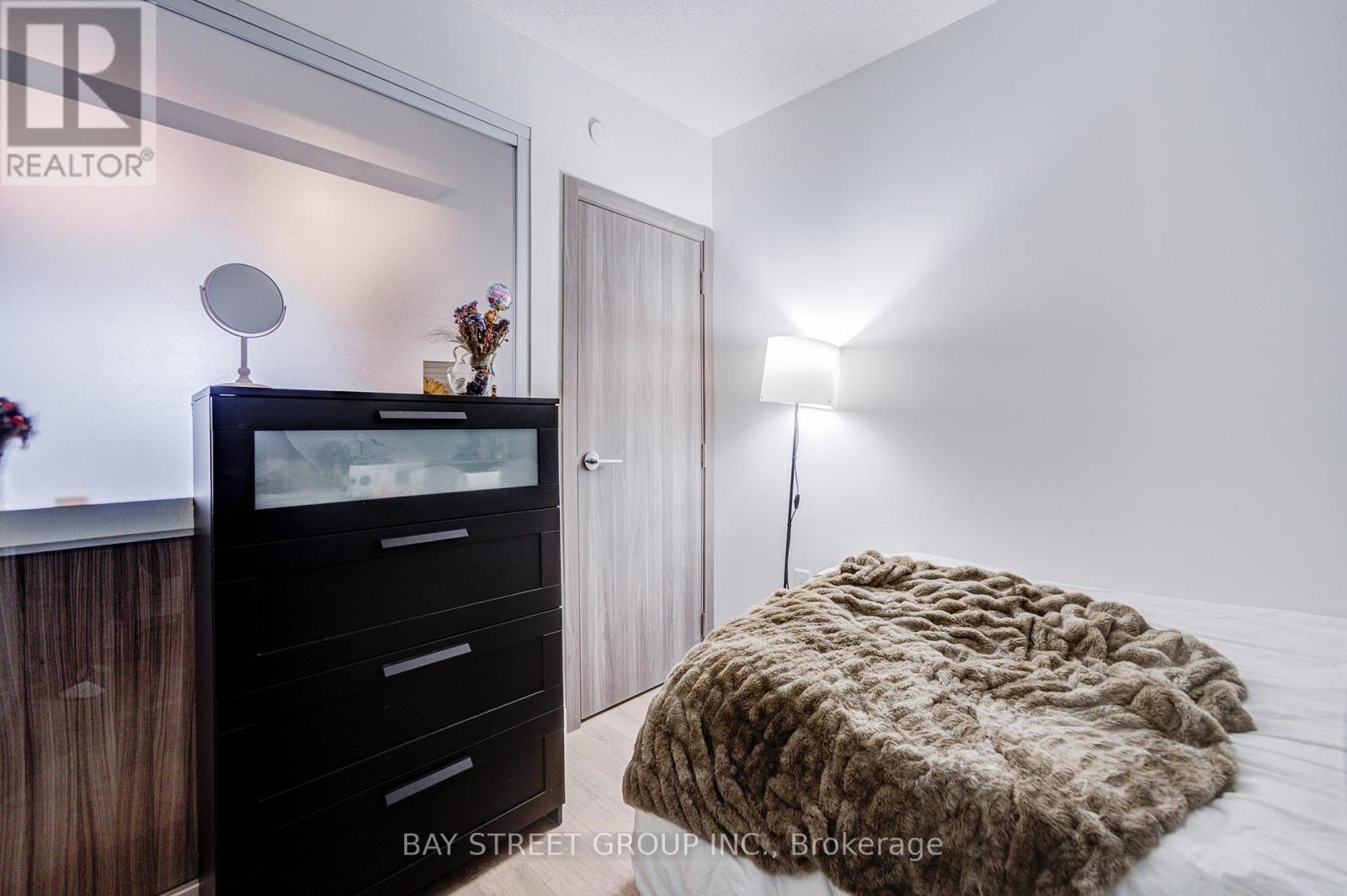 2110 - 38 Widmer Street, Toronto, ON - Indoor Photo Showing Bedroom
