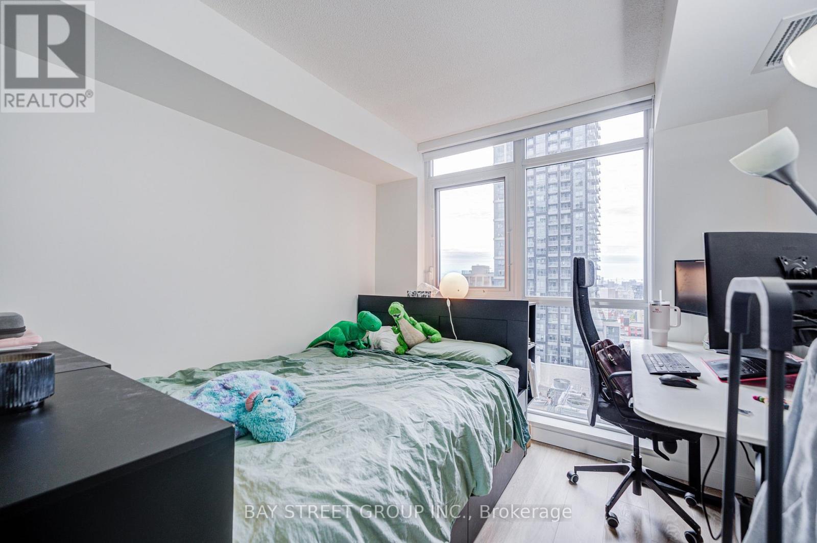 2110 - 38 Widmer Street, Toronto, ON - Indoor Photo Showing Bedroom