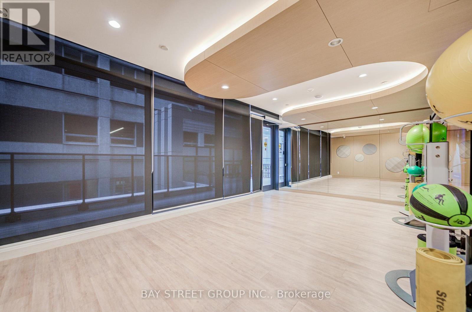 2110 - 38 Widmer Street, Toronto, ON - Indoor Photo Showing Other Room