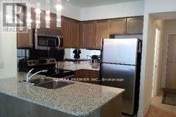 407 - 8 Scollard Street, Toronto, ON - Indoor Photo Showing Kitchen