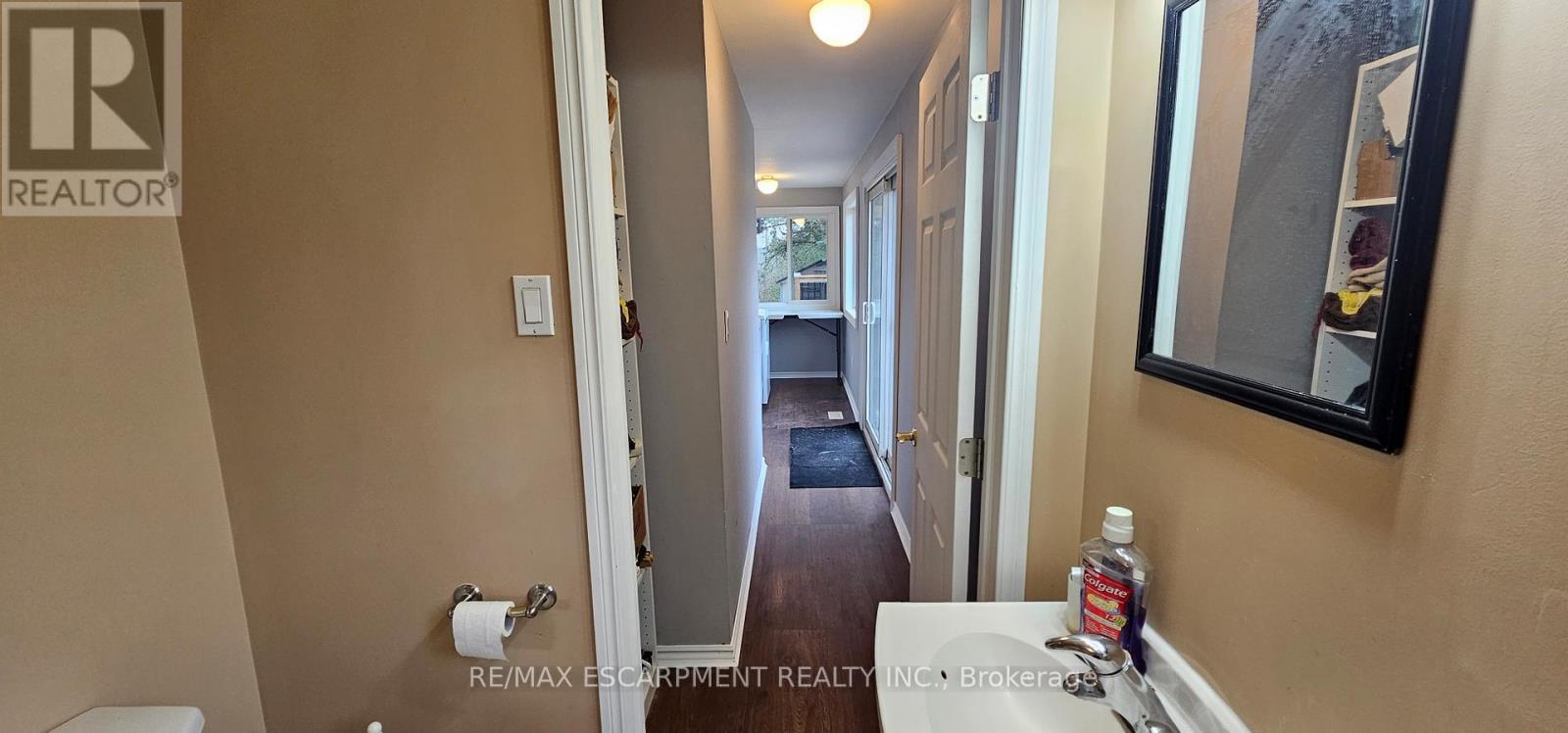 1083 Indiana Road E, Haldimand, ON - Indoor Photo Showing Bathroom