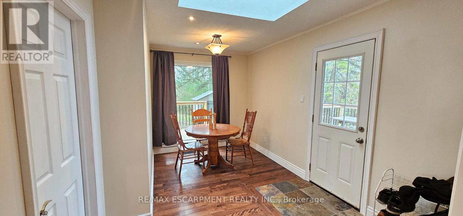 1083 Indiana Road E, Haldimand, ON - Indoor Photo Showing Other Room