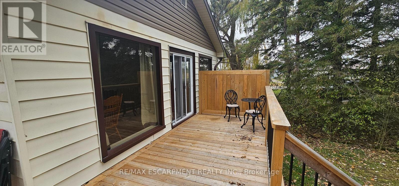 1083 Indiana Road E, Haldimand, ON - Outdoor With Deck Patio Veranda With Exterior