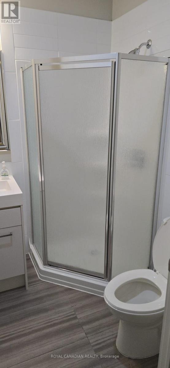 913 - 150 Main Street W, Hamilton, ON - Indoor Photo Showing Bathroom