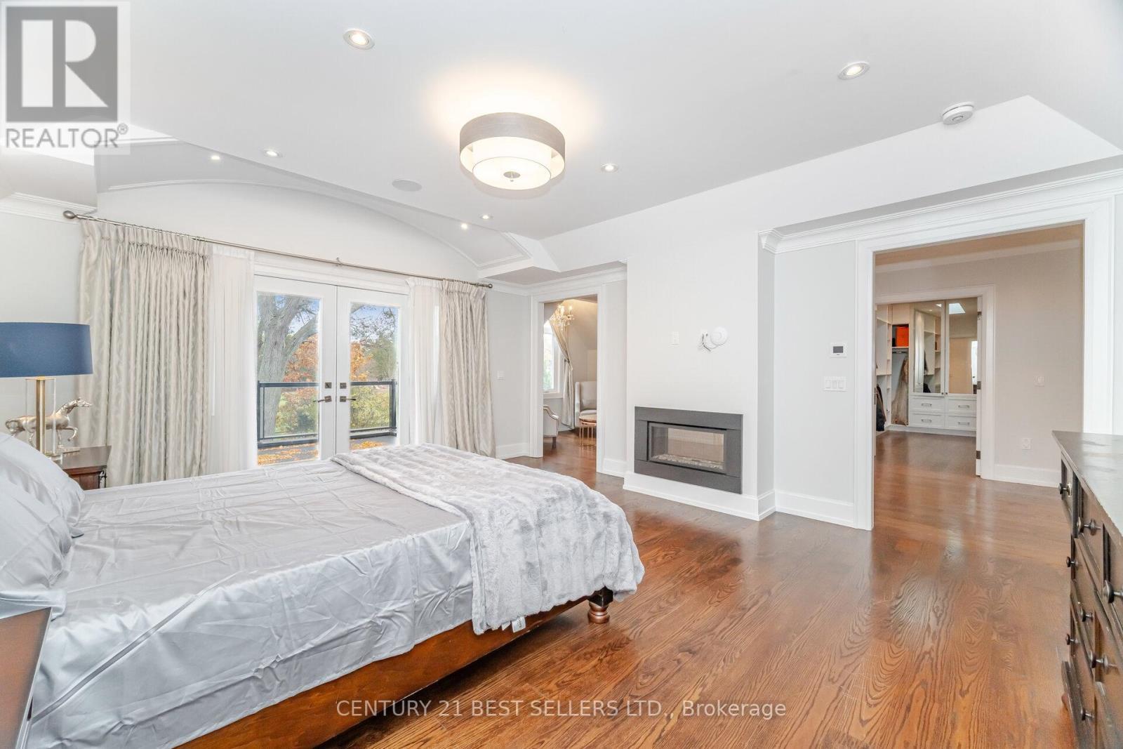 898 Parkland Ave Avenue, Mississauga, ON - Indoor Photo Showing Bedroom