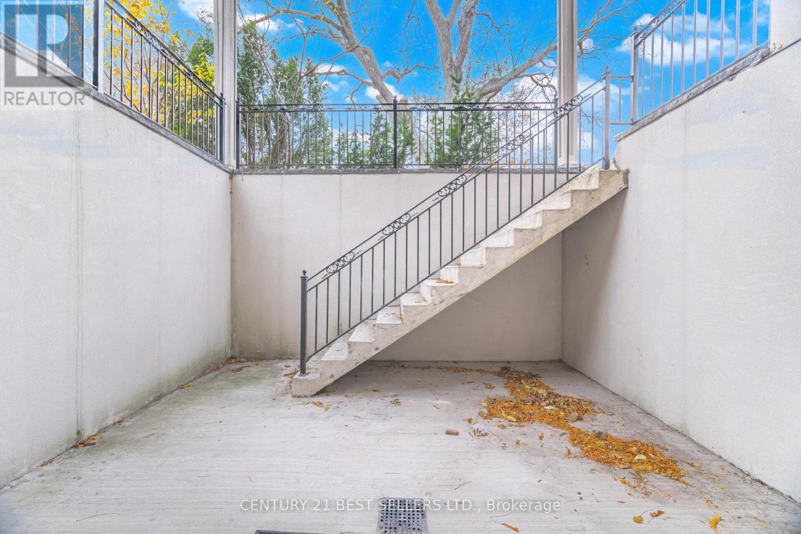 898 Parkland Ave Avenue, Mississauga, ON - Outdoor