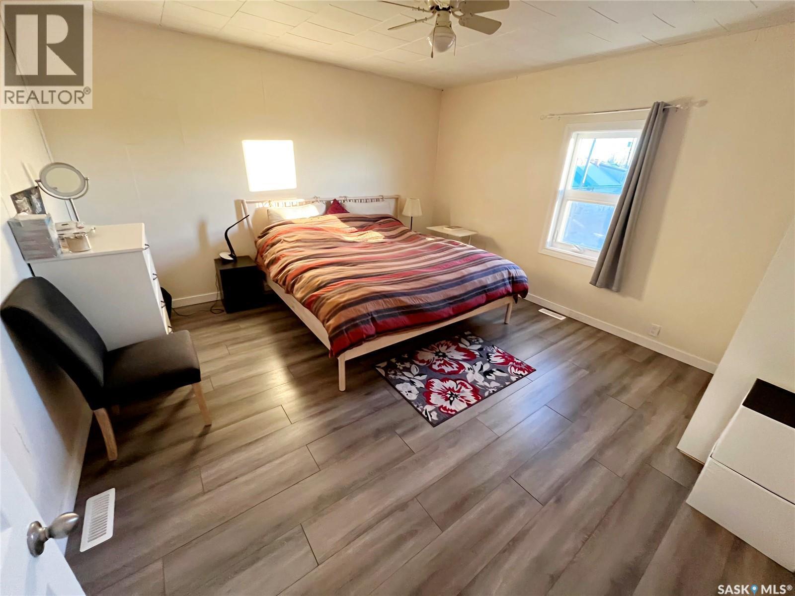 40 Centre Street, Fox Valley, SK