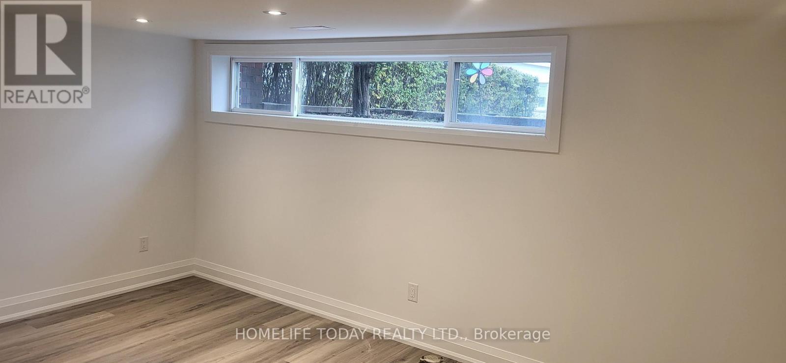 Bsmt - 66 Gaiety Drive, Toronto, ON - Indoor Photo Showing Other Room