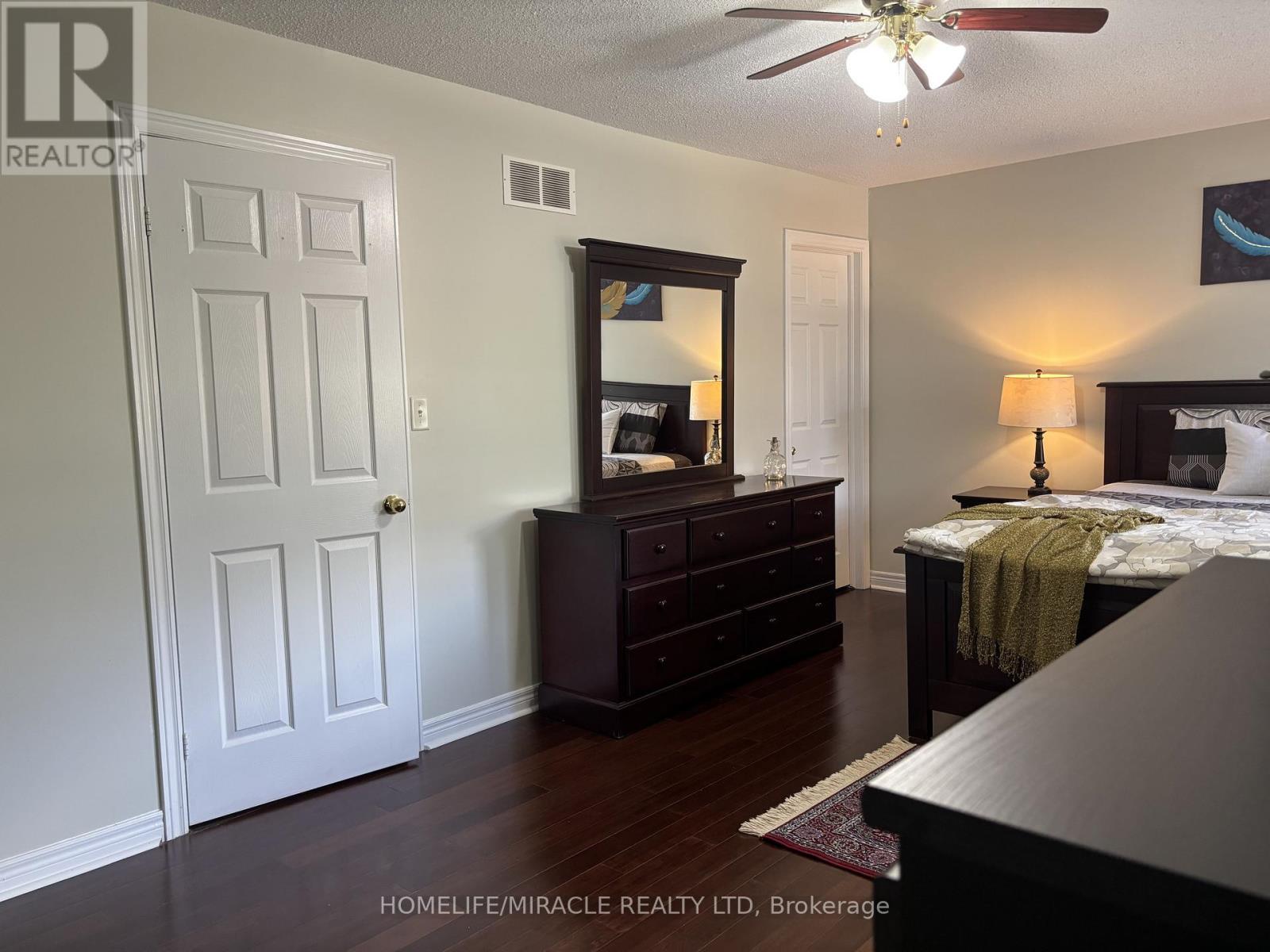 17 - 7385 Magistrate Terrace, Mississauga, ON - Indoor Photo Showing Bedroom