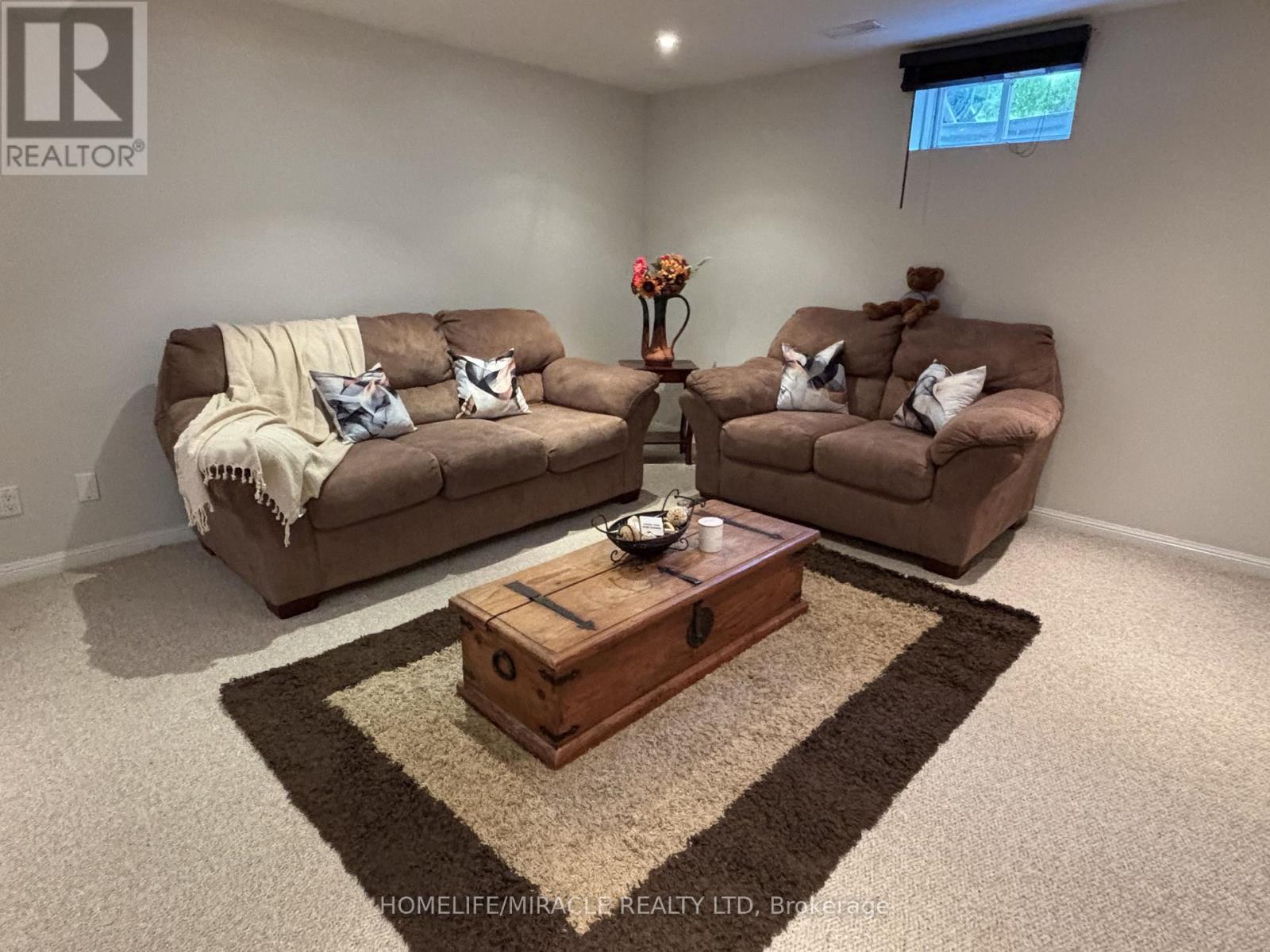 17 - 7385 Magistrate Terrace, Mississauga, ON - Indoor