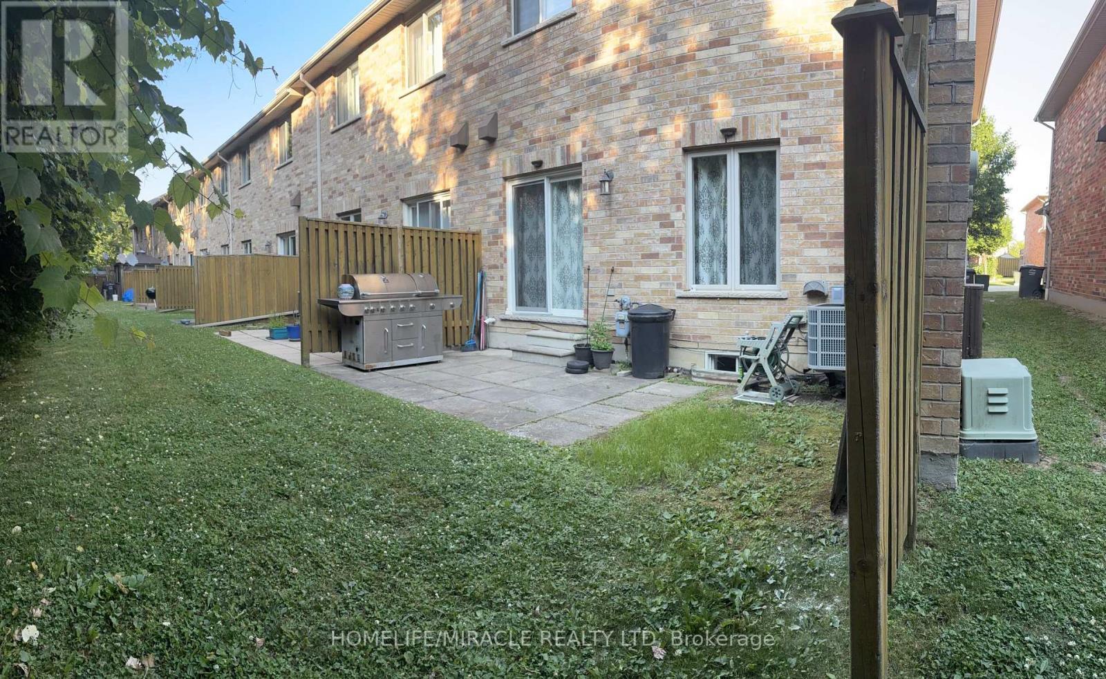 17 - 7385 Magistrate Terrace, Mississauga, ON - Outdoor