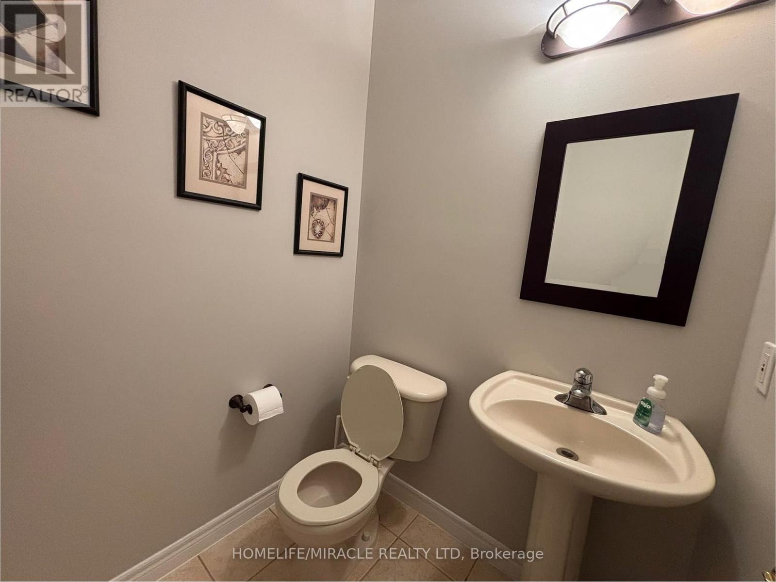 17 - 7385 Magistrate Terrace, Mississauga, ON - Indoor Photo Showing Bathroom