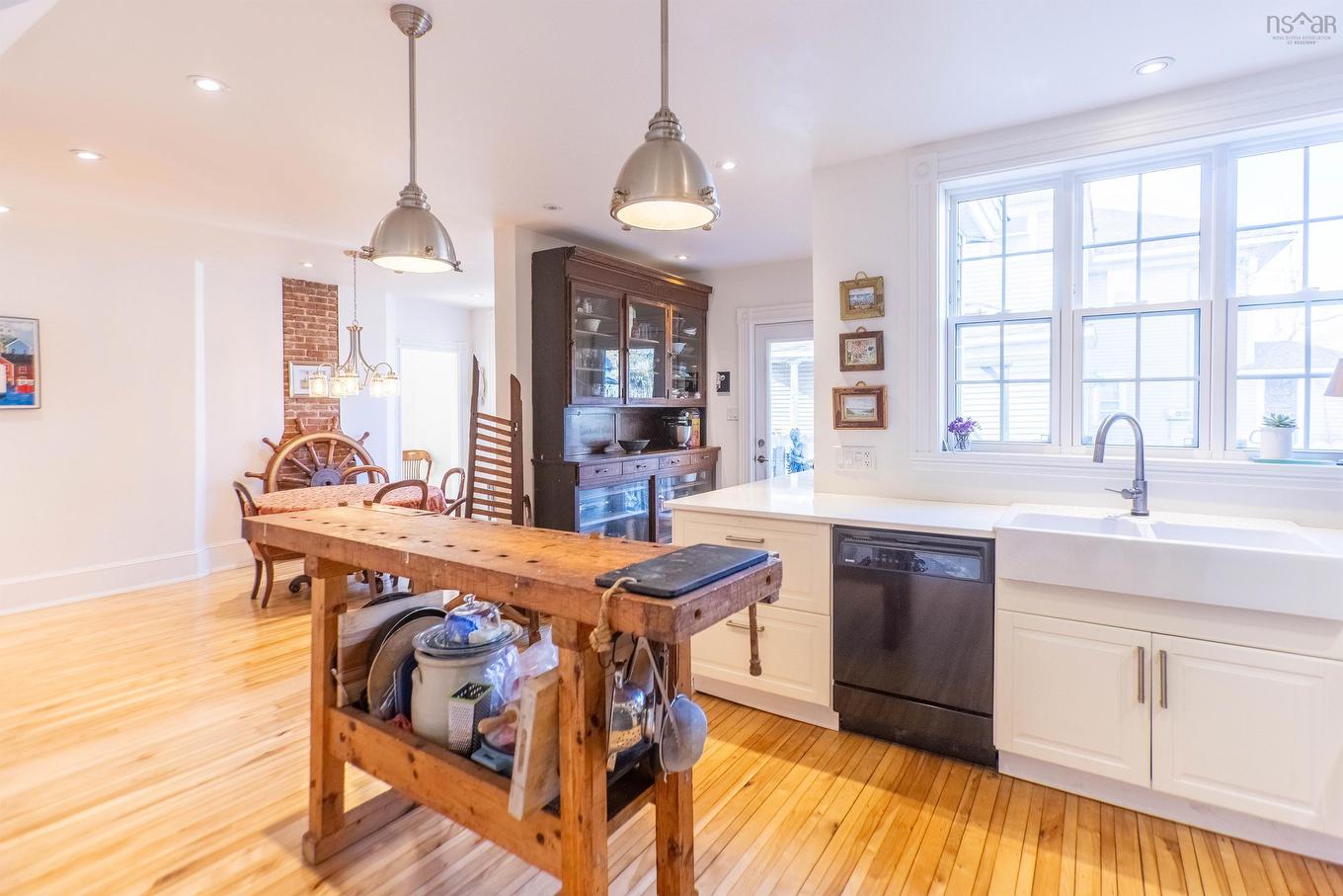 124 Church Street, Amherst, NS