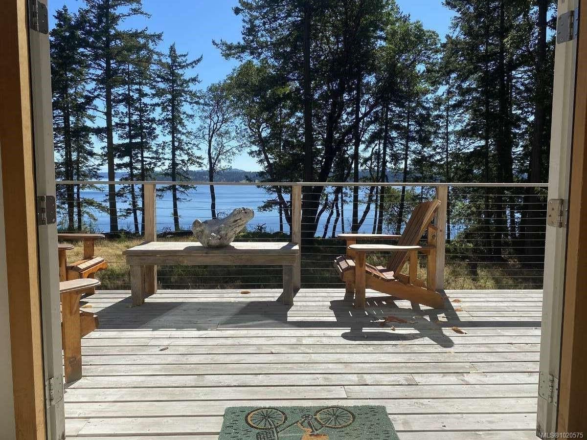 105 Mapleleaf Lane, Sidney Island, BC