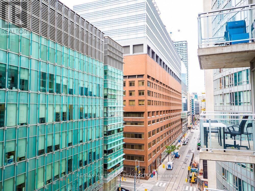 903 - 220 Victoria Street, Toronto, ON - Outdoor