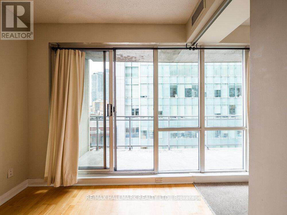 903 - 220 Victoria Street, Toronto, ON - Indoor Photo Showing Other Room