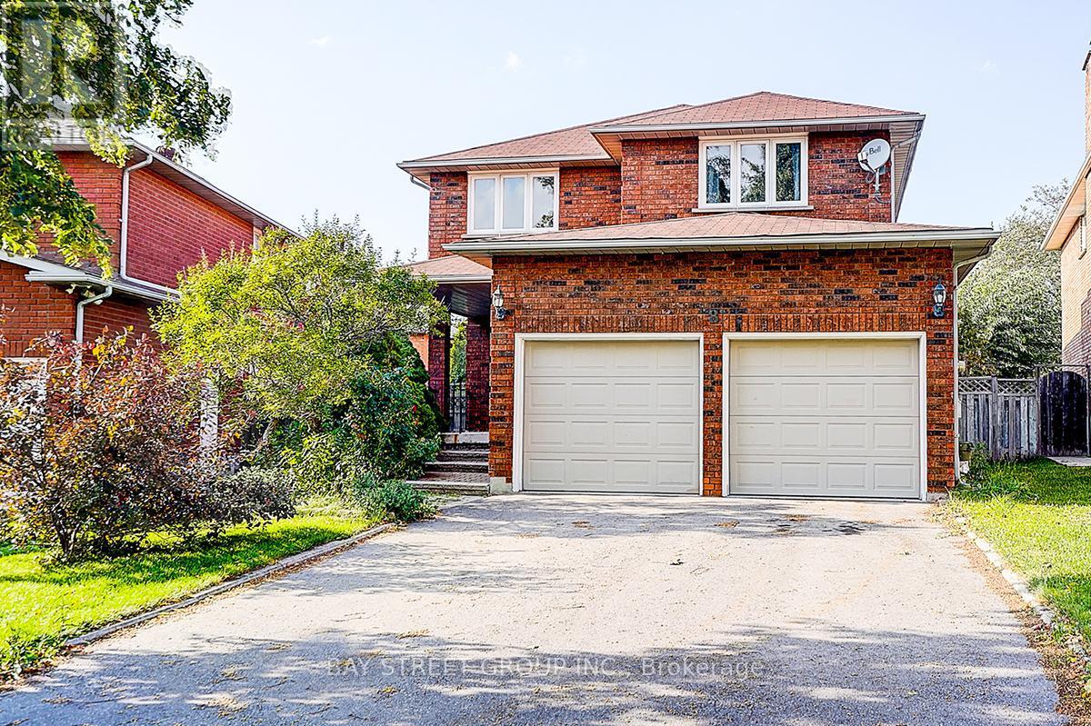 8 Muster Court, Markham, ON - Outdoor