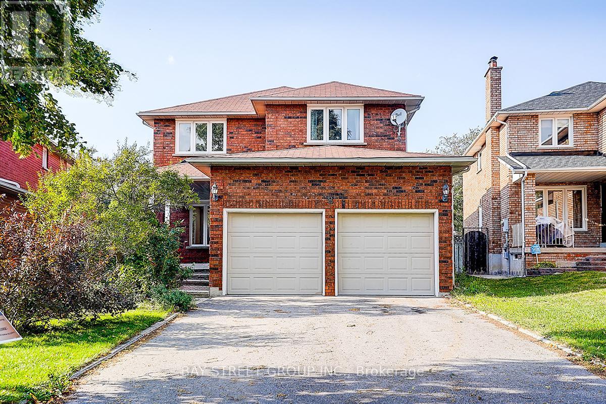 8 Muster Court, Markham, ON - Outdoor