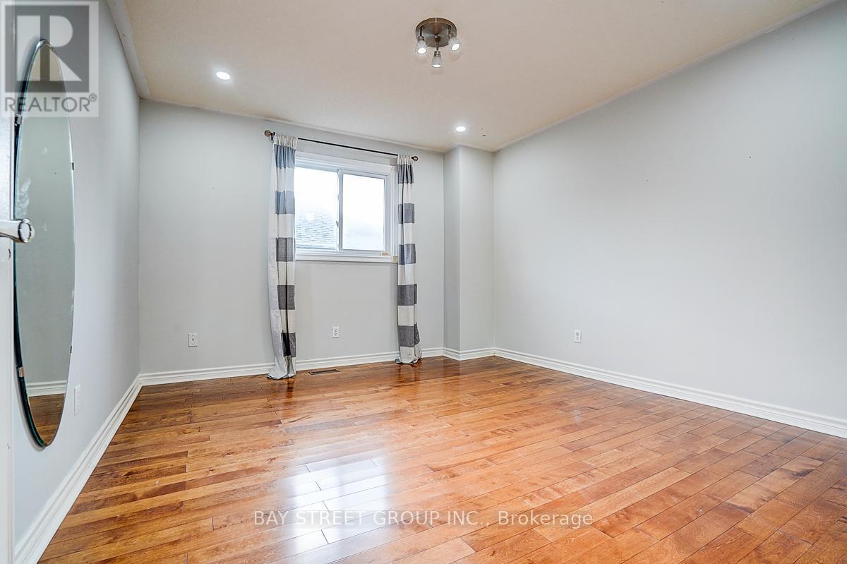 8 Muster Court, Markham, ON - Indoor Photo Showing Other Room