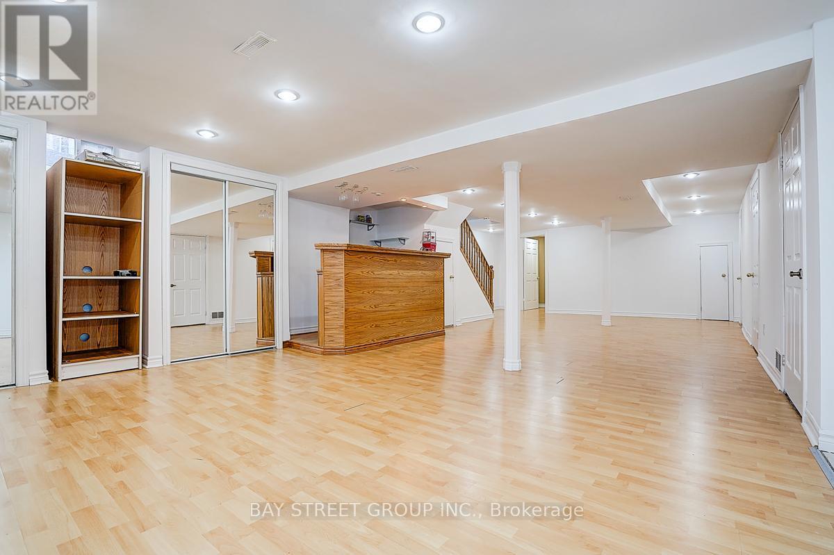 8 Muster Court, Markham, ON - Indoor Photo Showing Other Room