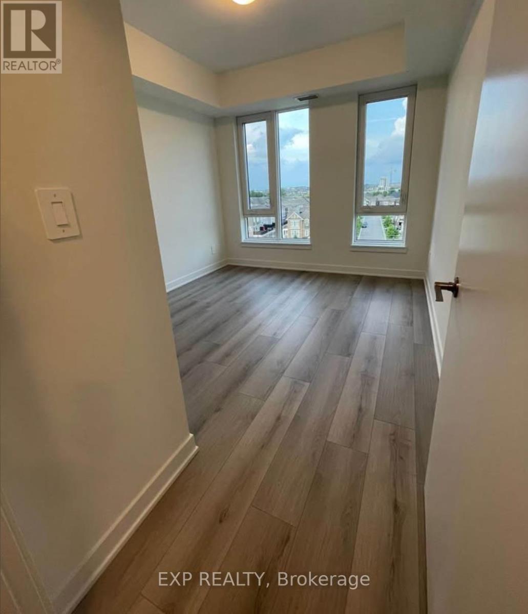 609 - 1440 Clarriage Crt Court, Milton, ON - Indoor Photo Showing Other Room