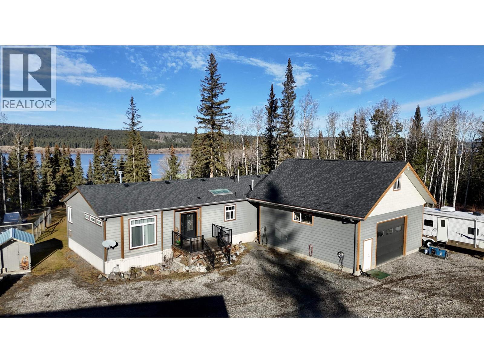 6482 Watson Road, Horse Lake, BC - Outdoor