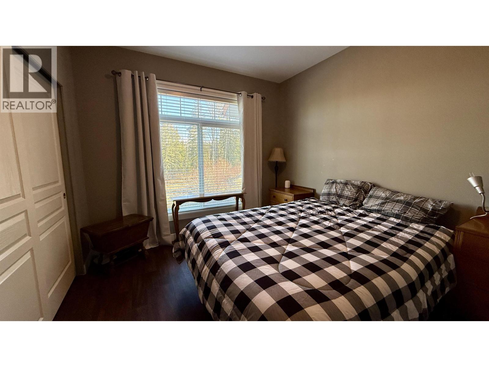 6482 Watson Road, Horse Lake, BC - Indoor Photo Showing Bedroom