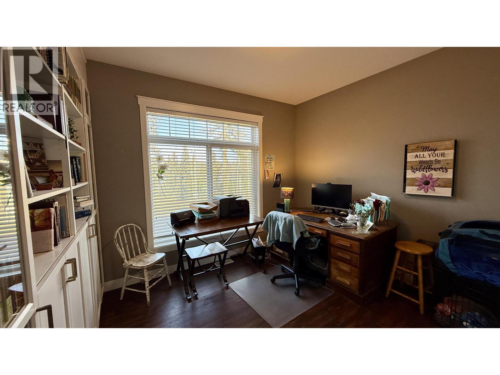 6482 Watson Road, Horse Lake, BC - Indoor Photo Showing Other Room