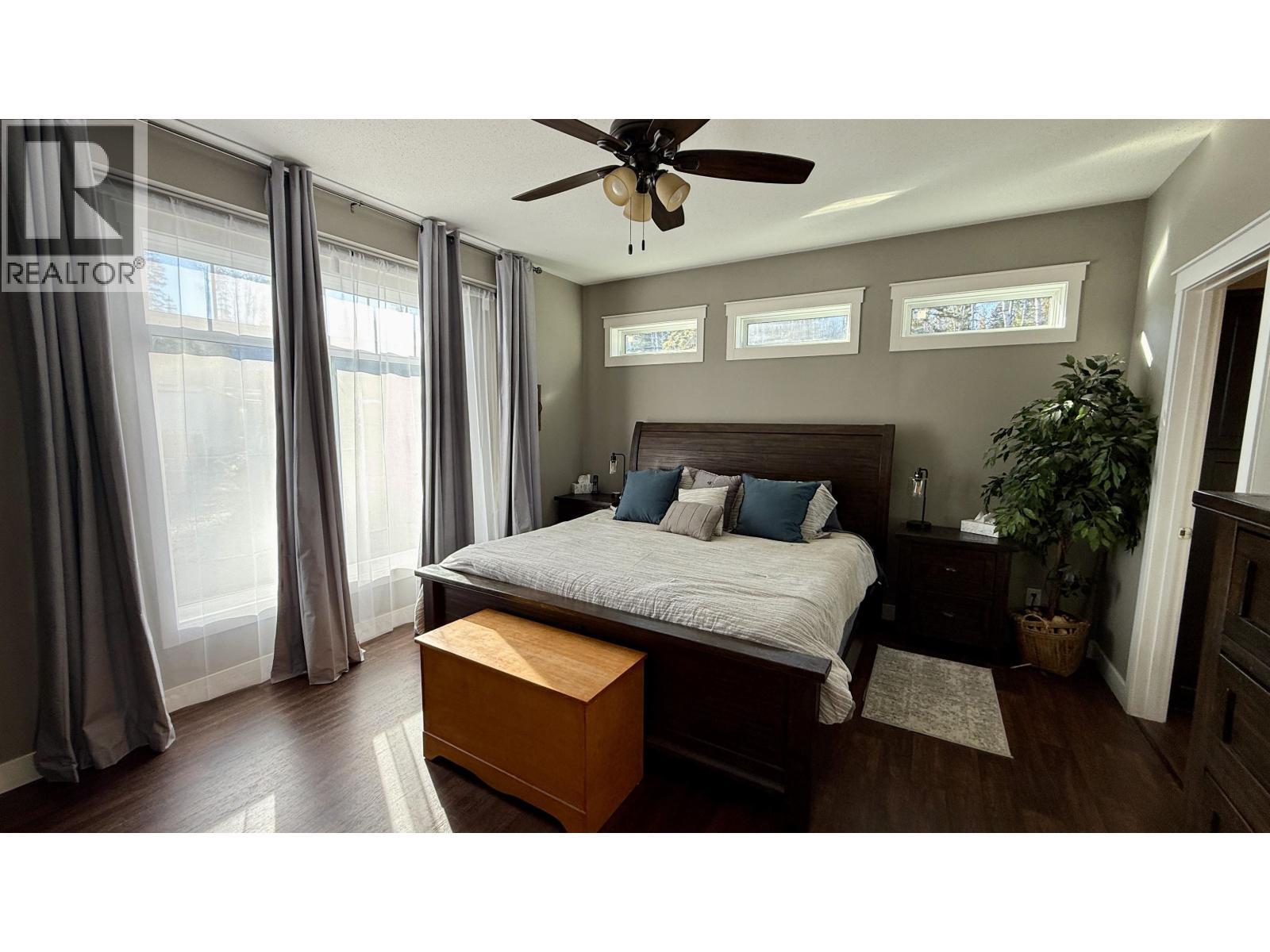 6482 Watson Road, Horse Lake, BC - Indoor Photo Showing Bedroom