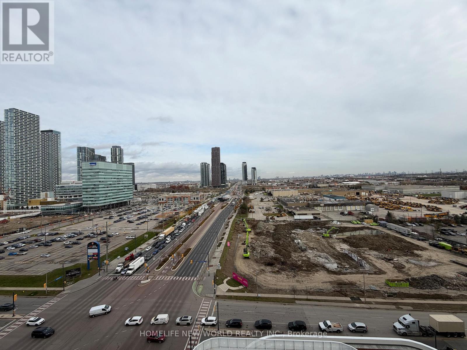 1506 - 8 Interchange Way, Vaughan, ON - Outdoor With View