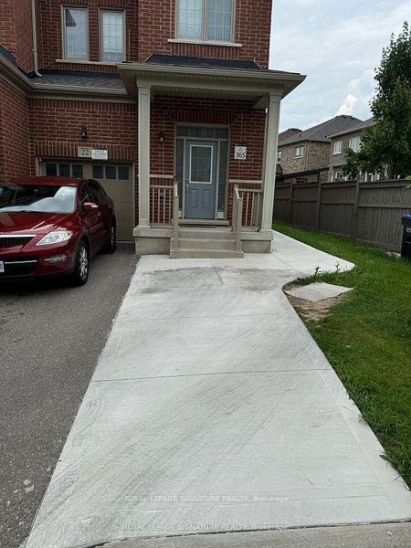 Basement-22 Temple Manor Road, Brampton, ON - Outdoor
