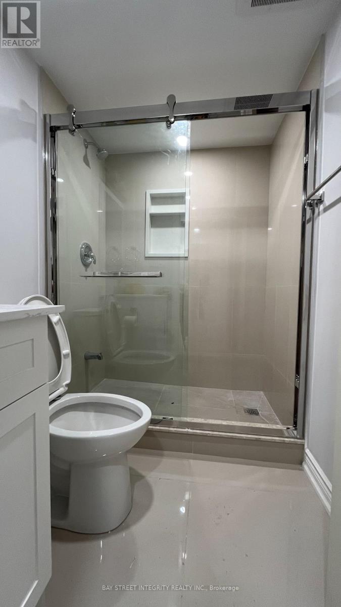 Bsmt - 272 Epsom Downs Drive, Toronto, ON - Indoor Photo Showing Bathroom