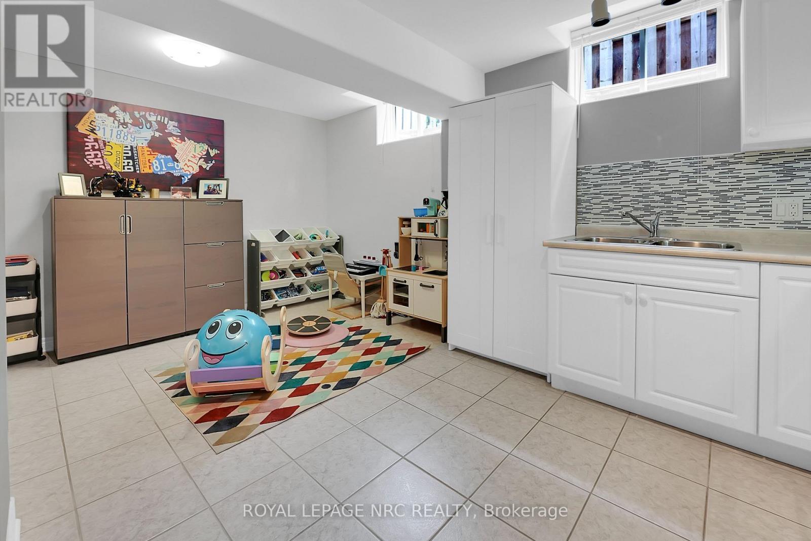 80 Mcbride Drive, St. Catharines (Rykert/Vansickle), ON - Indoor